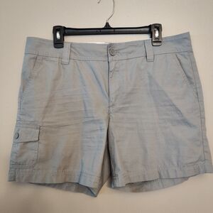 G.H. Bass & Co. Woman's Khaki Shorts 100% Cotton Size 12